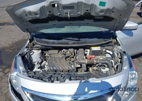 2017 Nissan Versa 1.6 S z USA, uszkodzony, nr VIN 3N1CN7AP4HL872251